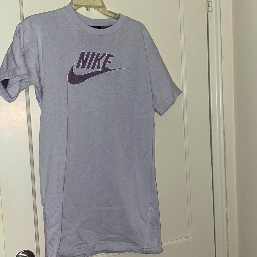 Nike lavender shirt dress size: S
